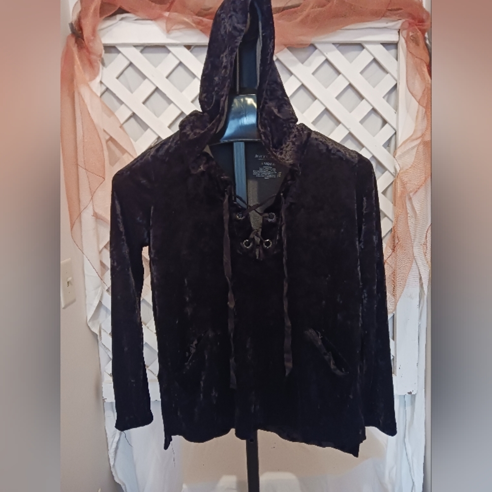 Juicy Couture Black Velvet hoodie ties in front women's sz XS